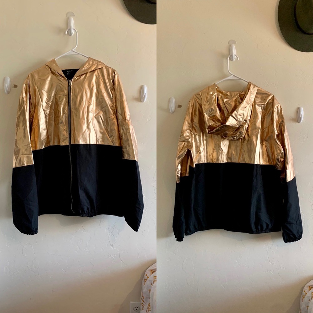 Plus size metallic windbreaker